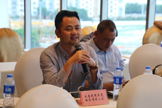 说明: G:\行业协会\展会会议\会议\会员大会\激光行业协会二届一次会员大会照片\IMG_3217.JPG