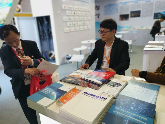 说明: E:\QQ文件\1433606832\Image\C2C\A7EB2B64E8B05C212EFF33F19A20FEF6.jpg